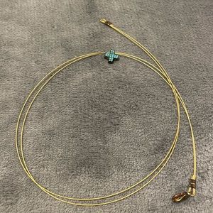 Small cross necklace